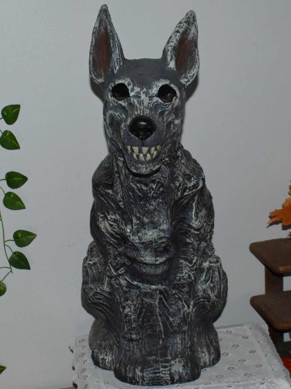 Rare Retired Spirit Halloween 2013 Scabs Zombie Dog Prop 2ft Blow Mold Decor HTF